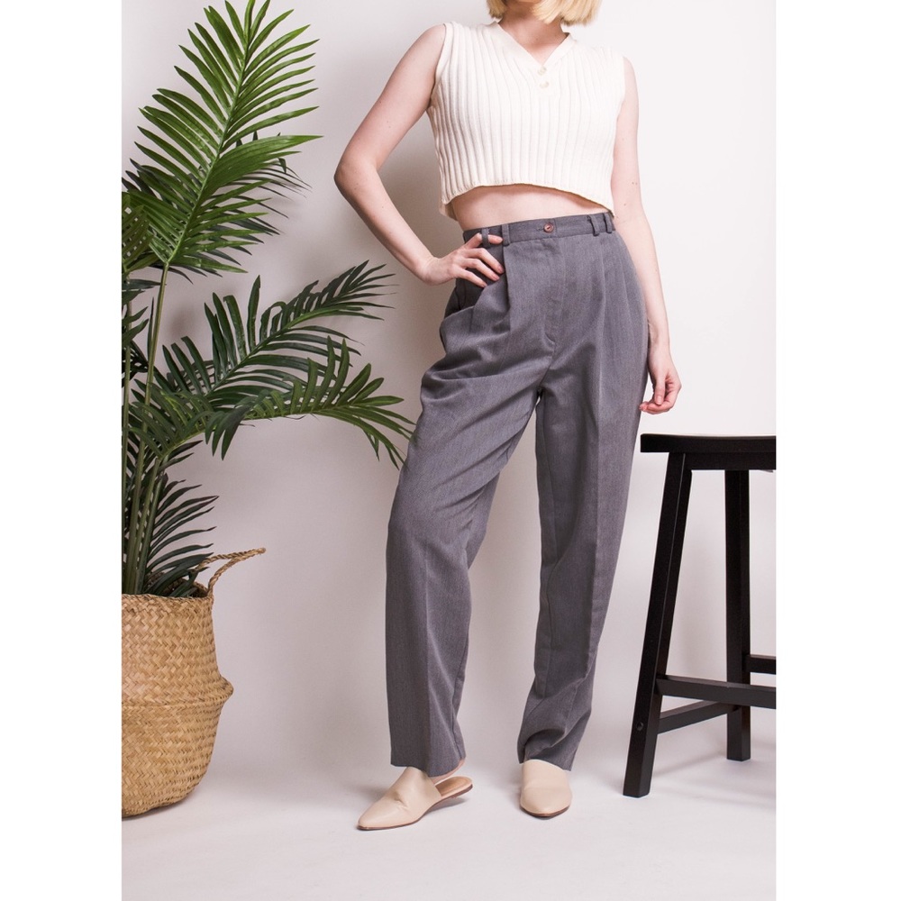 ❌SOLD ❌Vintage cream knit Henley sleeveless crop - Picture 4 of 7